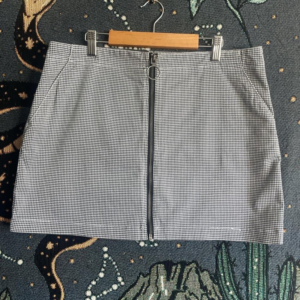 Volcom Houndstooth Zip Up Mini Skirt Size 10 Large